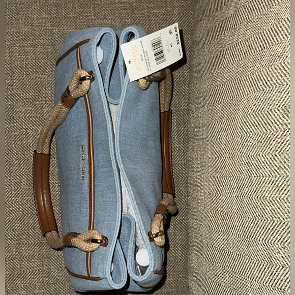 $258 Michael Kors Talia Large Grab Bag Tote Purse Washed Denim NWT - Picture 3 of 7